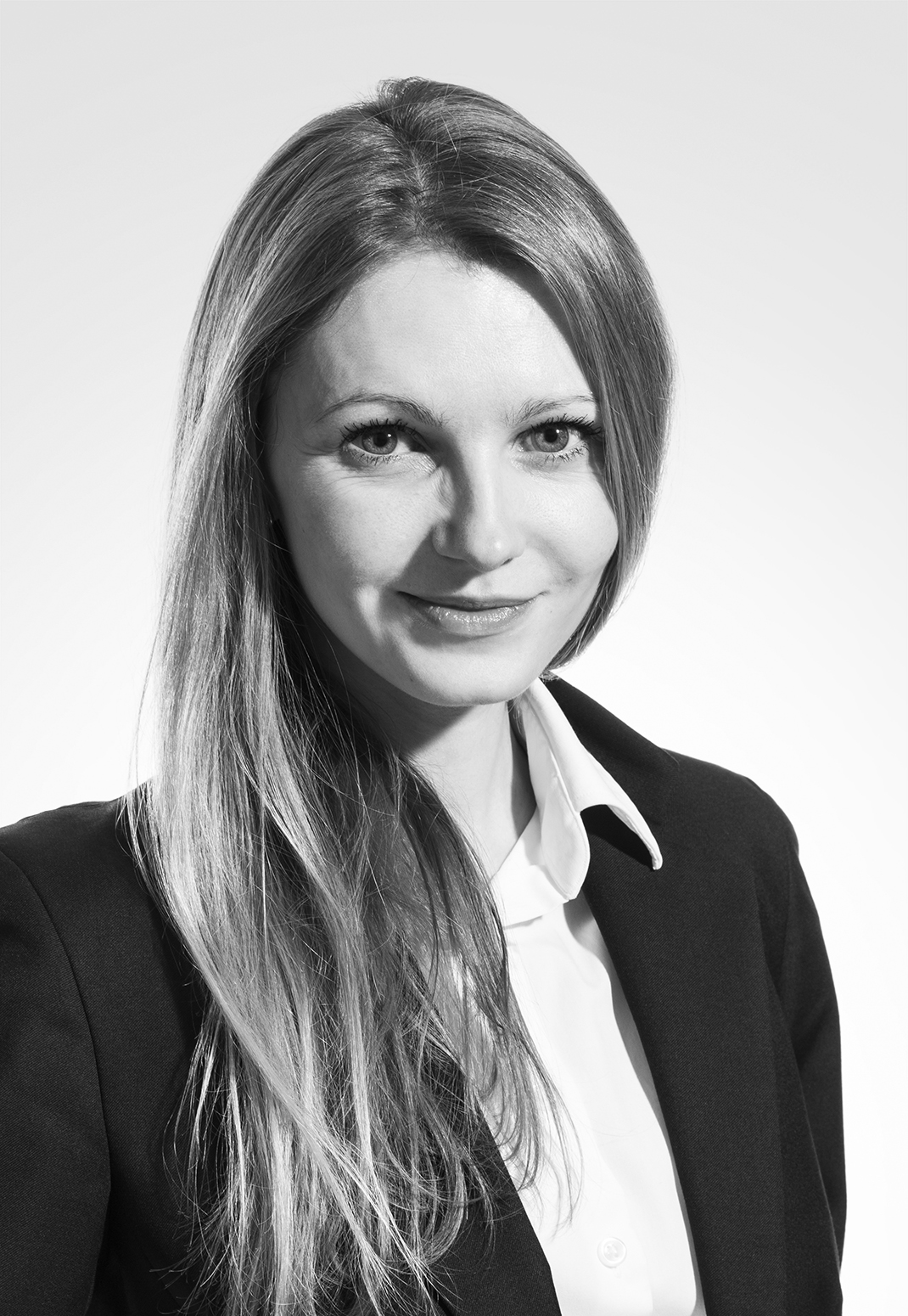 Anna Deutinger - Rechtsanwältin für Vergaberecht | ZIRNGIBL